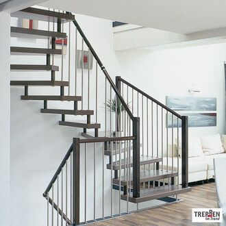 Holztreppe mit Longlife-Stufen