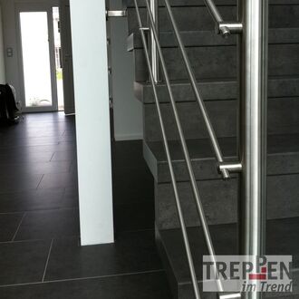 Holztreppe mit Longlife-Stufen