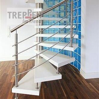 Holztreppe mit Longlife-Stufen