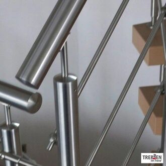 Holztreppe mit Longlife-Stufen