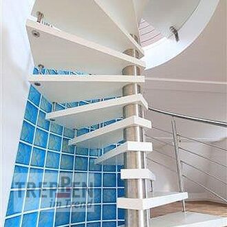 Holztreppe mit Longlife-Stufen