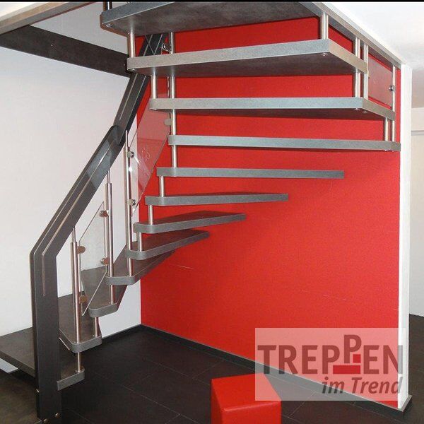 Holztreppe mit Longlife-Stufen