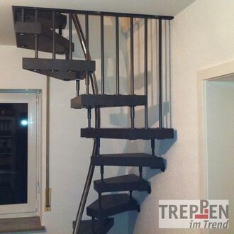 Holztreppe mit Longlife-Stufen