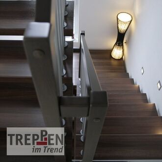 Holztreppe mit Longlife-Stufen