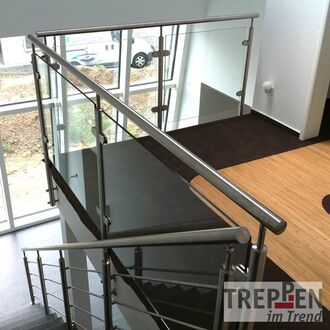 Holztreppe mit Longlife-Stufen